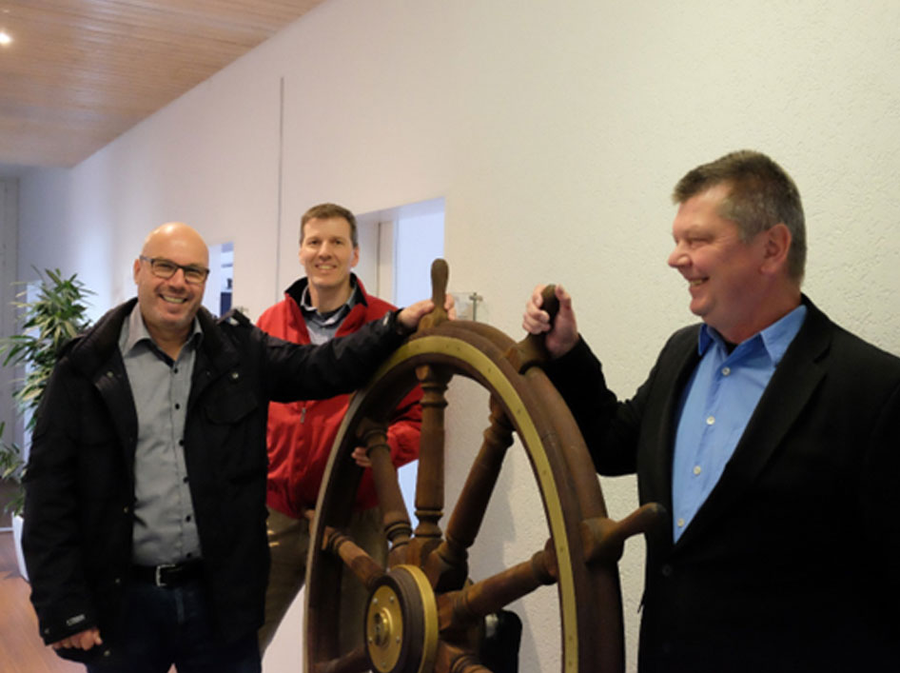 Przedstawiciele przedsiębiorstwa Stadtwerke Konstanz, Josef Peters OHG i WILK Schließtechnik