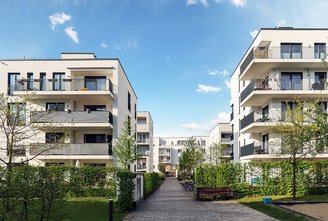 [Translate to Polnisch:] Bei Mehrfamilienhäusern können unterschiedliche Berechtigungsstufen für Bewohner, Hausmeister oder Servicepersonal festgelegt werden.